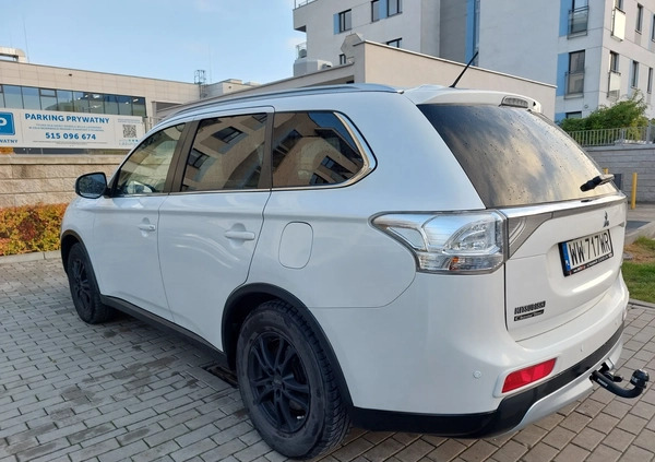 Mitsubishi Outlander cena 65000 przebieg: 95000, rok produkcji 2014 z Warszawa małe 67